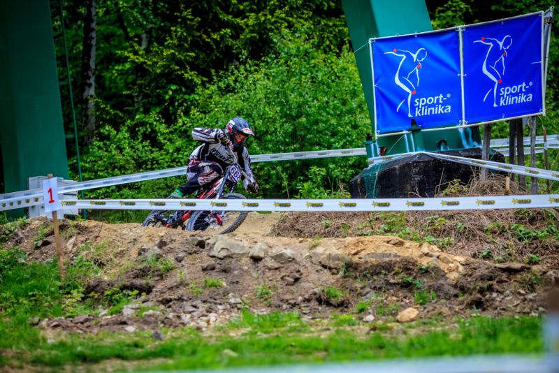 sport-klinika-rockstar-beskidia-downhill-01
